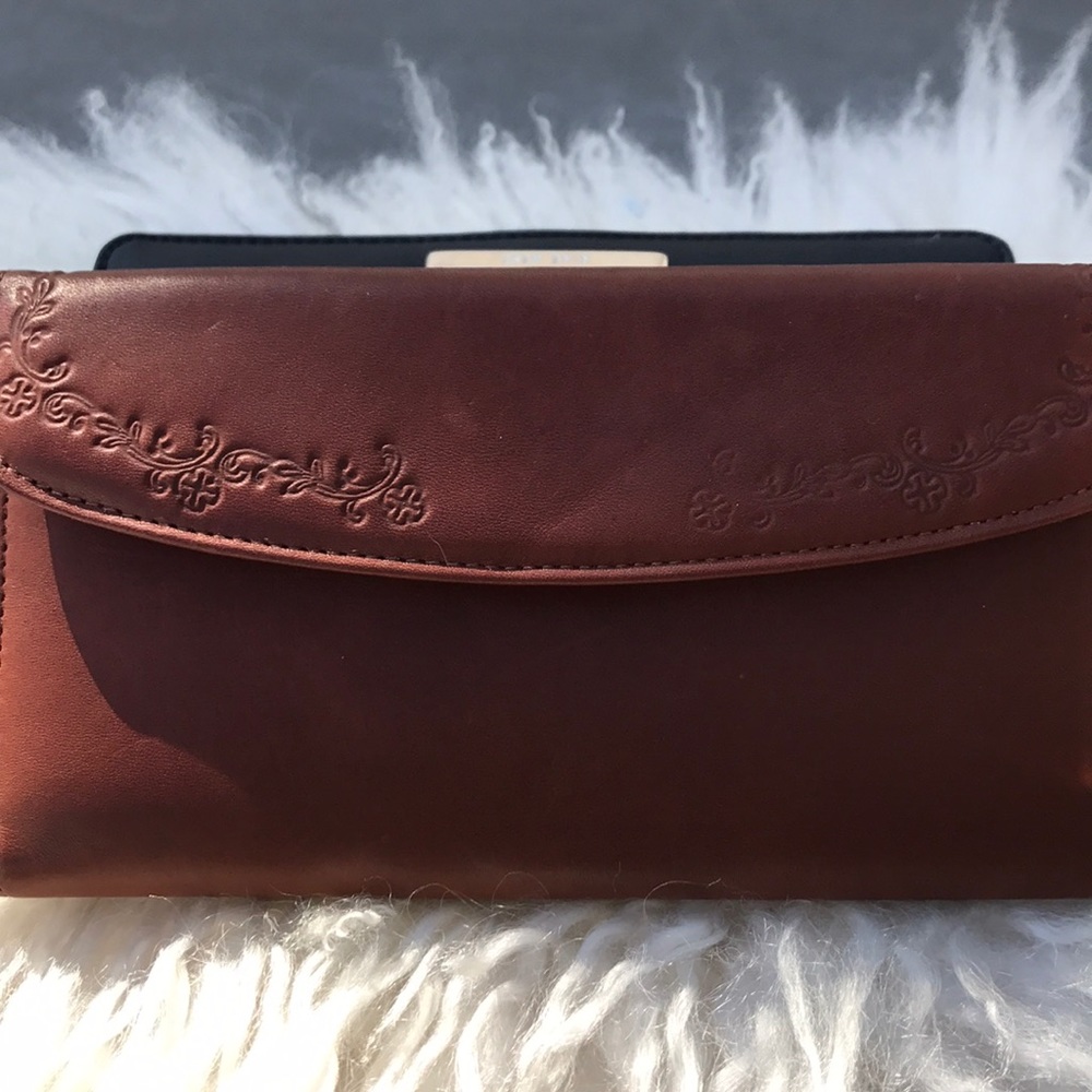 Buxton velvet touch wallet brown leather - Picture 2 of 8